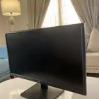 شاشه سامسونج جديده معها كتلوجها ولا مرا استخدمتها