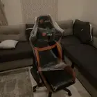 كرسي قيمنق مكسور