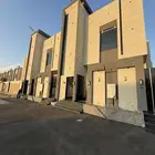 للبيع روف علوي مع ملحق بدرج خارجي بمدخل مستقل ب 650 الف