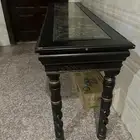 طاولة صفرة