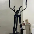 دراجه رياضيه وشنطة اثقال