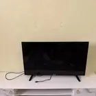شاشة 43 بوصة