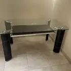 طاولة للبيع