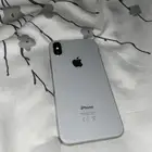 اكس عادي ابيض ما يشتكي من شي بس يبي له فك ايكلاود