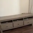 طاولة تلفزيون خشب