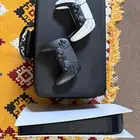 سوني 5 مع يدين