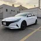 للبيع هونداي اللنترا 2023
