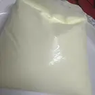 لبن طازج ونضيف من البقر من يد سعوديه