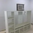 طاولة تلفزيون للبيع