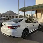 كامري هايبرد 2022