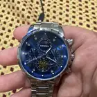 ساعه مقطوعه من السوق