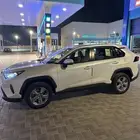 للبيع جيب رافور 2023