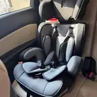 للبيع مقعد سيارة للاطفال
