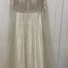 فستان زواج و ملكه