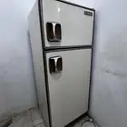 للبيع ثلاجة غاز نظيفه مره مره مخزنه