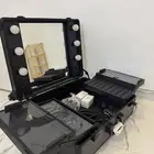 شنطة مستلزمات المكياج