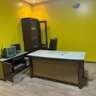 مكيف شباك مكتب كبير ودولاب و طاولة طعام