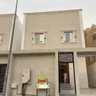 فيلا نظام شقق دورين وملحق مساحة 300 م الحمدانية