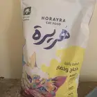 اكل قطط ورمل و قفص
