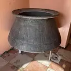 قدر نحاس كبير و قديم