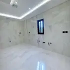 شقه حي سندس 580 الف مساحة 140 م