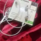 سمعات ايفون جديده ولا مره استخدام