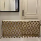 حاجز اطفال وسرير طفل للبيع