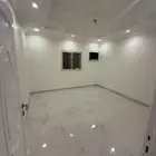 شقة لإيجار خمس غرف حي الصفا مكيفات راكبة