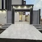 للبيع ارواف علويه ببايكة سيارة وشقق ارضيه ف شمال الخميس