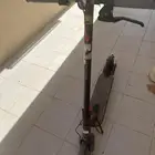 سكوتر فيه مشكله التوقع البطاريه يمشي خمسين متر ويطفي