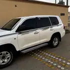 للبيع جي لاند كروزر ديزل 2014