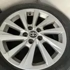 جنط كامري سليمه و اصلي وكاله اسبير