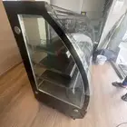 محل عصائر طبيعية وحلا واسكريم للتقبيل