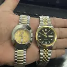 ساعتين أصليات مثل الجديدة