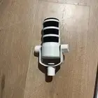 مايك رود ابيض مع استاند ابيض   استخدام 6 اشهر
