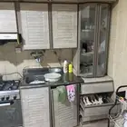 دولاب مطبخ نضيف