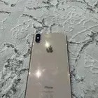 ايفون اكس ماكس نظيف مانفك وفيه كسر بسيط فوق ماسيم