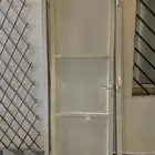 باب المنيوم مع الحلق