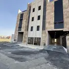 للبيع شقق علويه فاخرة ب اسطح ومواقف خاصة بالمحاله.