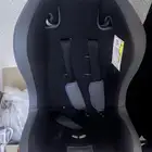 مقعد أطفال للسيارة