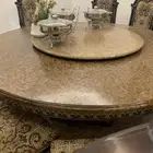 طاولة طعام فخمة