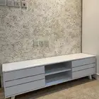طاولة تلفزيون
