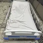 سرير طبي كهربائي