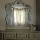 تسريحه للبيع