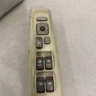 ديكور باب ازيرا ومجموعه النوافذ