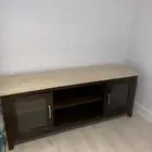 طاولة تلفزيون