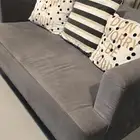 كنب مخمل رمادي في حاله ممتازه