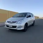 انوفا 2009 للبيع