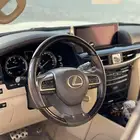 جيب لكزس 750 LX