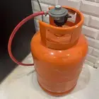 عدد 2 أسطوانة غاز فيها أكثر من النص